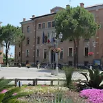 Apartmán Charming Four Guests With Lagoon View *